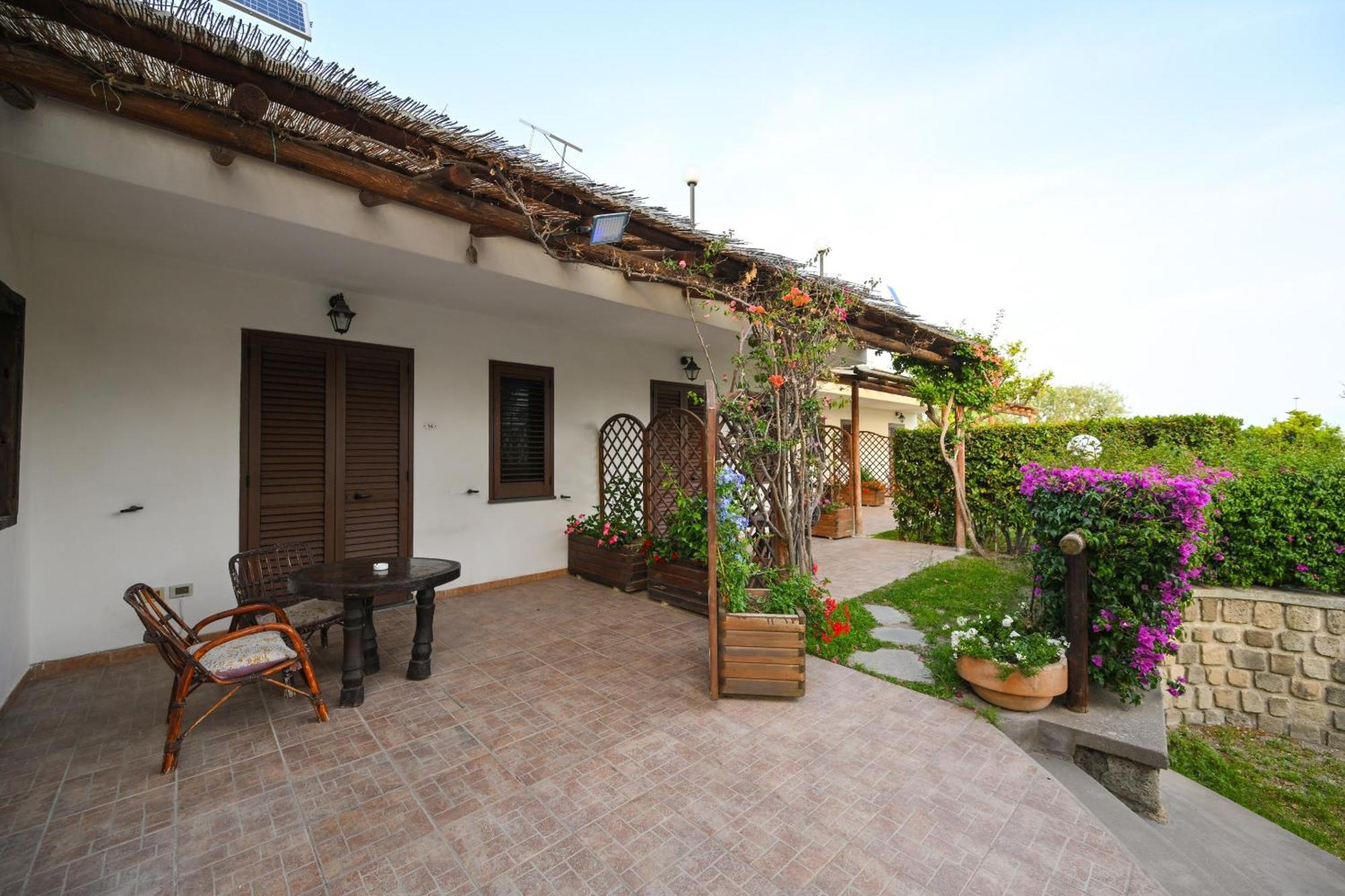 Tenuta Tara Bed & Breakfast 3*