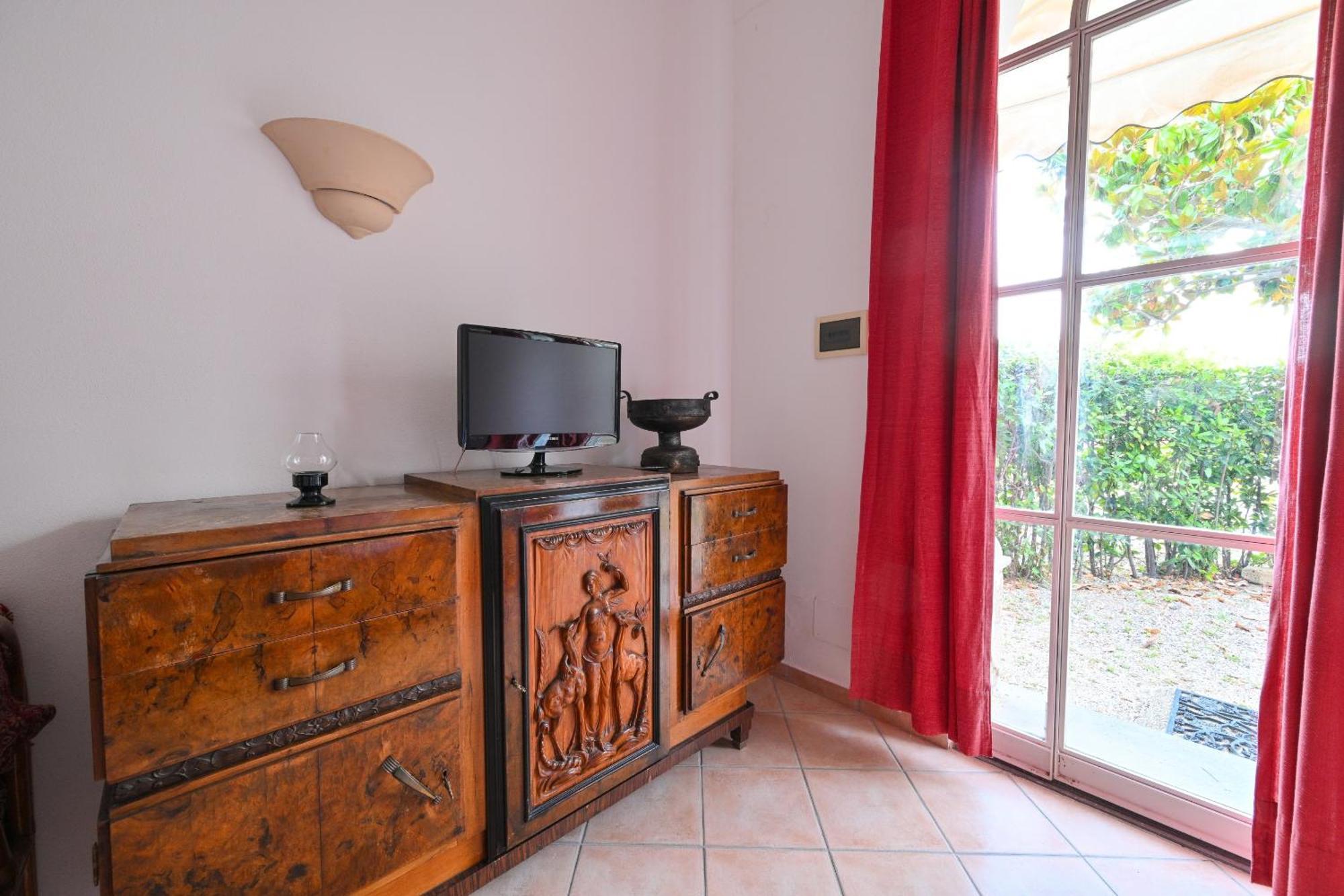 Tenuta Tara Bed & Breakfast 3*