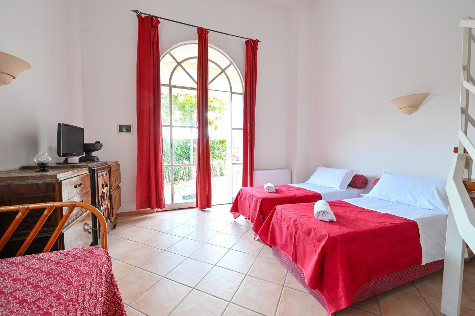Bed & Breakfast Tenuta Tara 3*